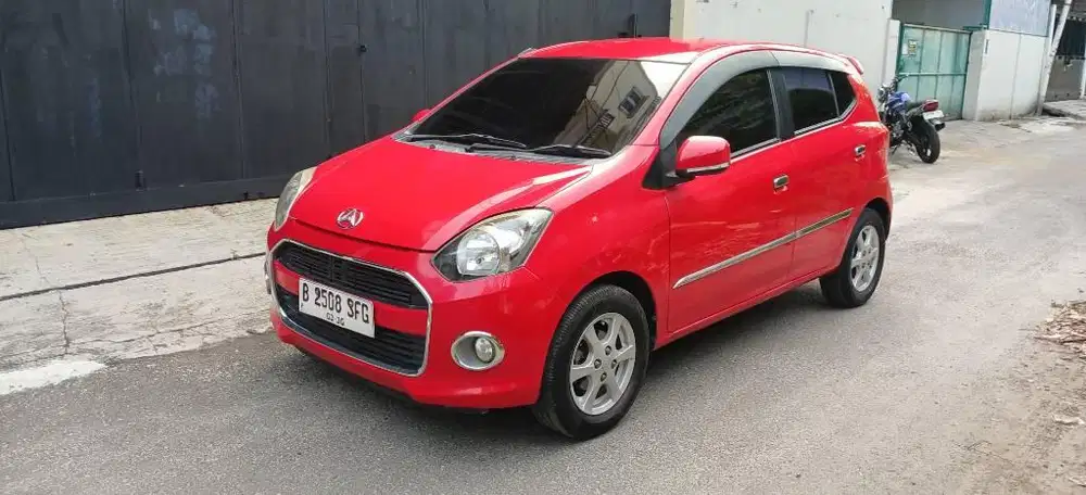 Daihatsu ayla x at/metic tahun 2015