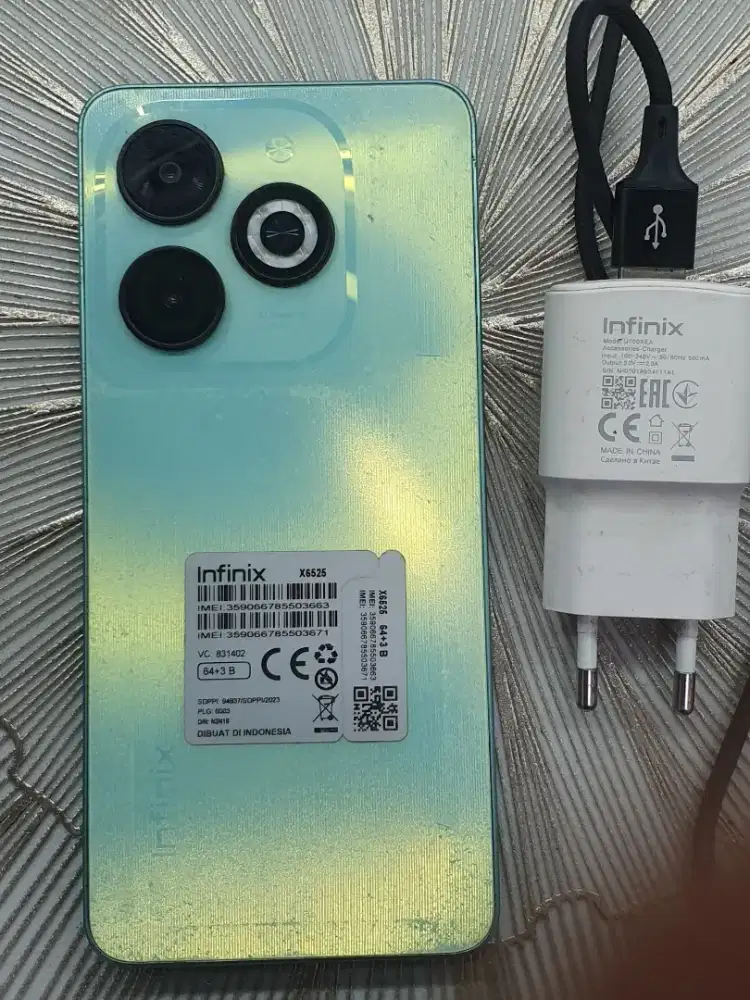 Infinix smart 8 3/64gb