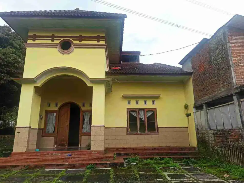 Dijual Rumah 2 Lantai Luas 239 Meter Siap Pakai Kec Bergas Karangjati Semarang