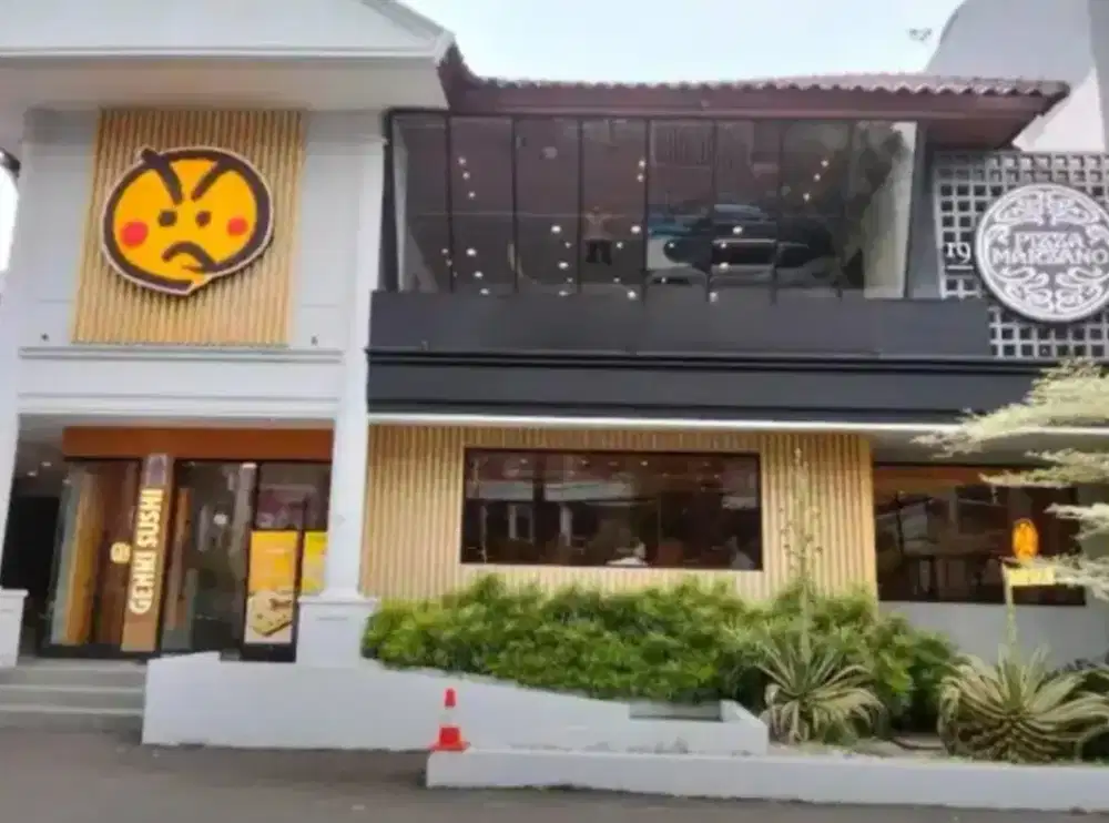 Jalan utama Pajajaran Bogor tengah komersial