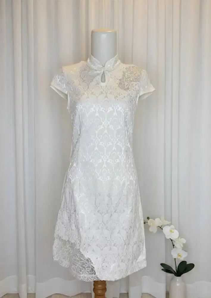 Choengsam White Dress