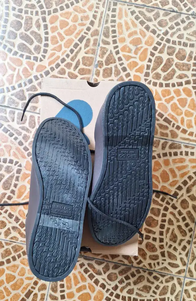Sepatu Brodo Ponte Eco Dark Choco size 40 Like New