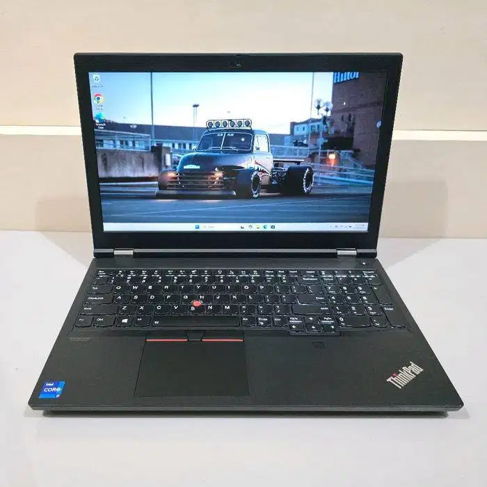 LAPTOP LENOVO P15 I7 RAM 16GB LAYAR 15 INCH DUAL VGA *RCC