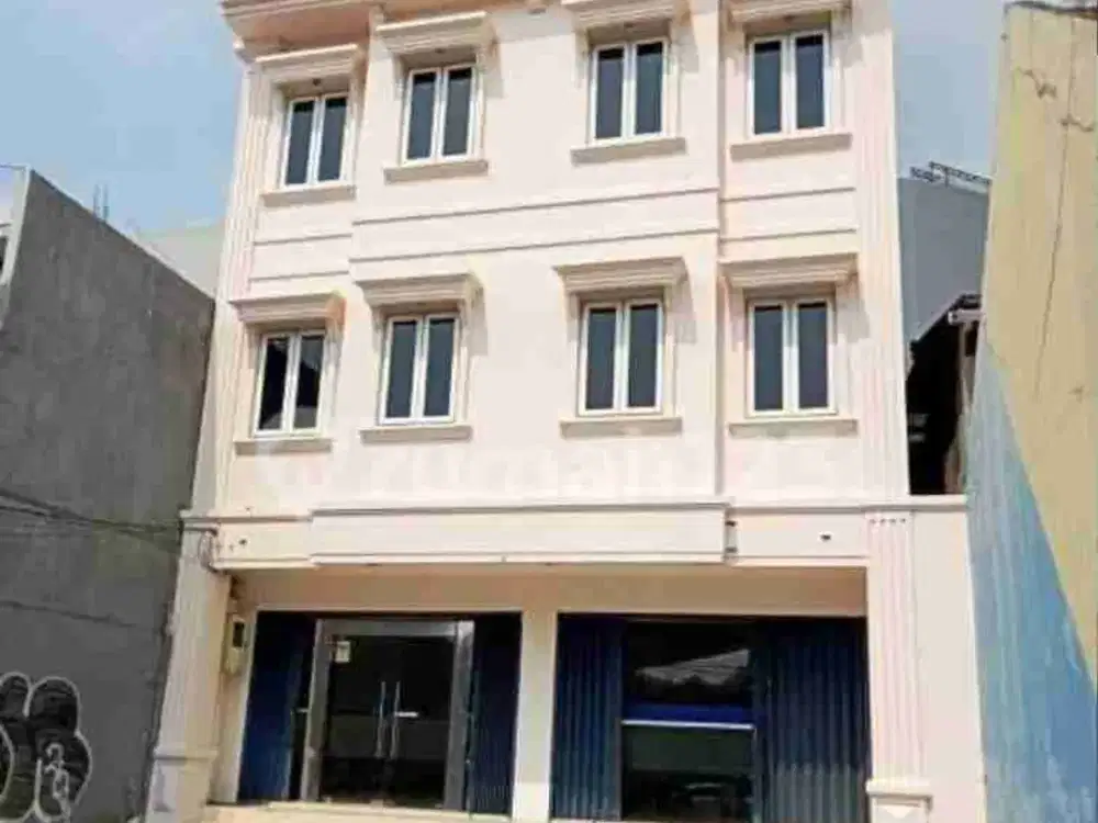 Ruko Gandeng 3 lt Area Senopati Kebayoran Baru Parkir 12 Mobil