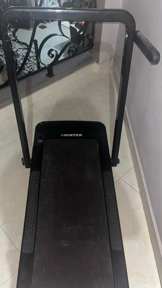 Treadmill/walking pad