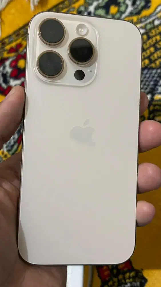 IPHONE 16 PRO 256GB GARANSI IBOX SEPT 2026 DAN GARANSI BLIBLI 2027