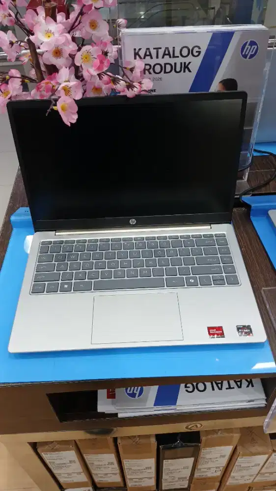 HP 14 EM0530AU AMD RYZEN 5 7530U