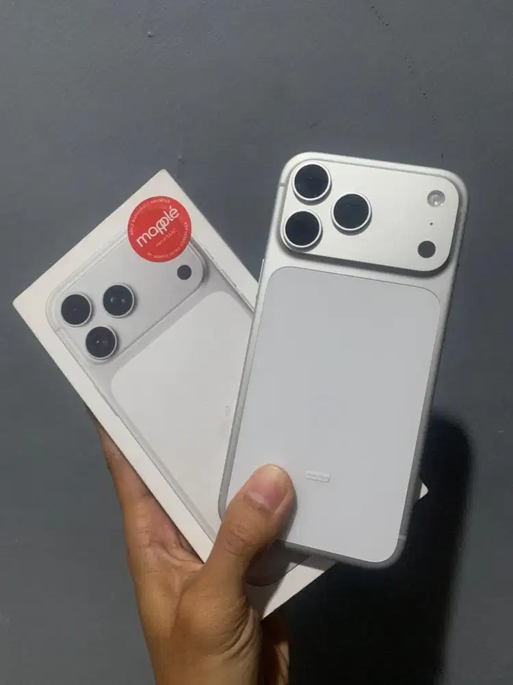 iphone 17 promax 256gb silver resmi digimap / ibox