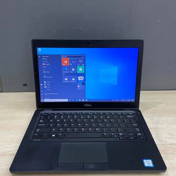 LAPTOP DELL LATITUDE 5300 CORE I5 RAM 8 GB SSD 128 GB PROMO MURAH *RET