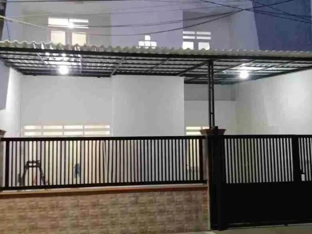 Jual Rumah Rungkut Asri Tengah dpn Taman 2 lantai