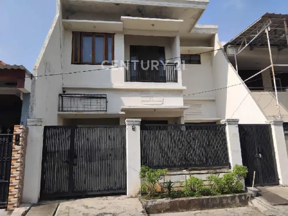 RUMAH  BEBAS BANJIR BISA DIJADIKAN KOST DI JOHAR BARU