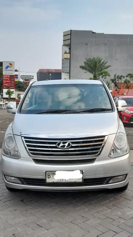 Hyundai elegant AT 2011