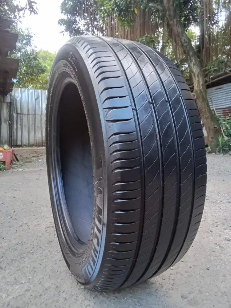 215/55R17 Michelin primacy4
