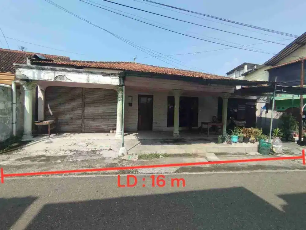 Rumah Hitung Tanah Dekat Solo Square dan Jl Slamet Riyadi