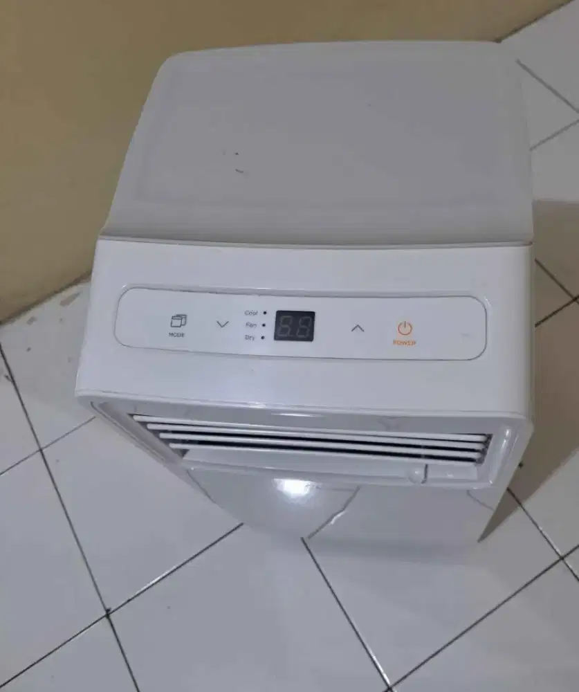 AC Portabel MPH-05CRN7