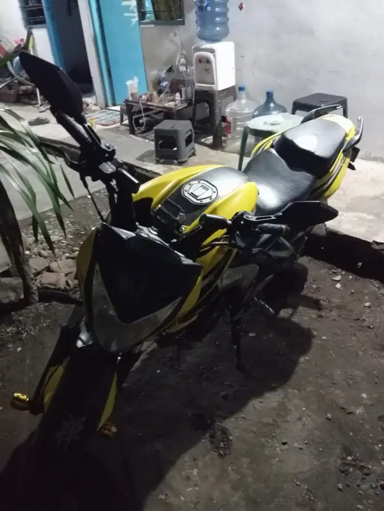 Kawasaki Pulsar 200NS