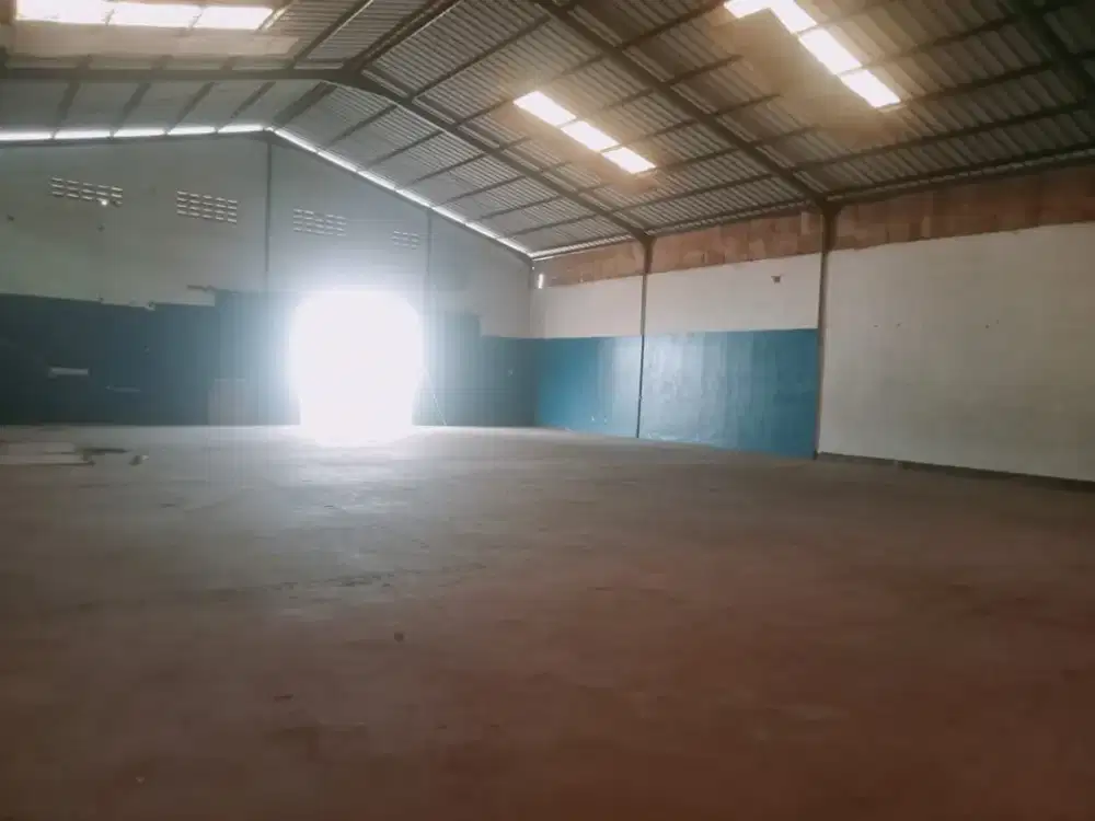 DISEWAKAN GUDANG KOPO SUKAMENAK BANDUNG FK