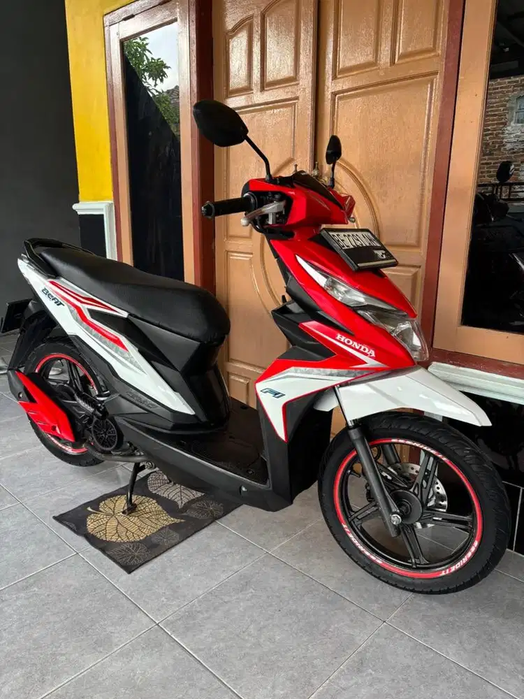 BEAT CBS ISS ISTIMEWA