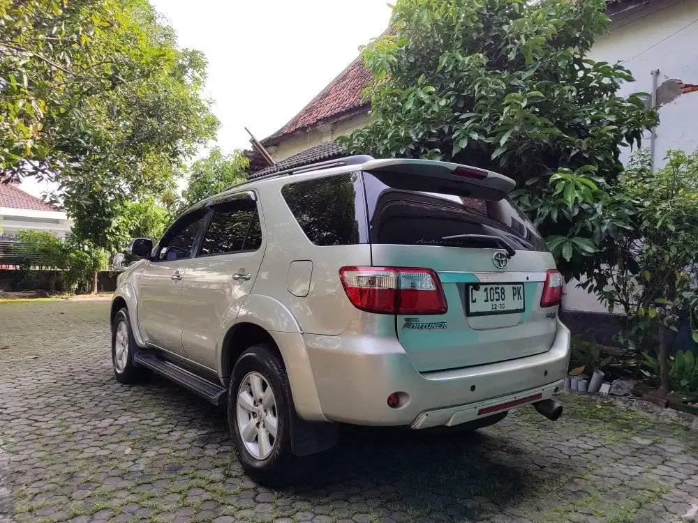 HARGA CASH TOYOTA FORTUNER G DIESEL 2010 pc Pajero Innova crv hrv rush