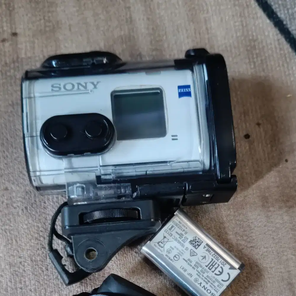 Action Cam Sony 1000V + Remot / Monitor