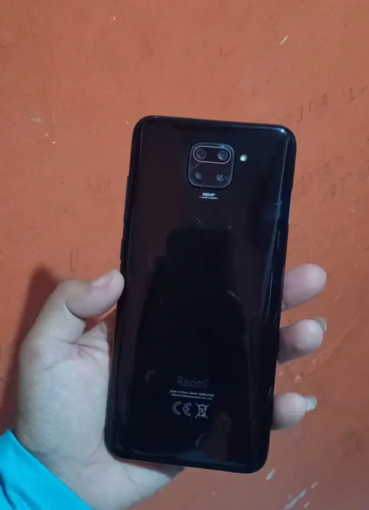 Redmi note 9 ram 4+1/64!.