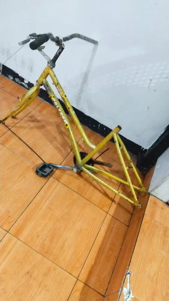 Frame set polygon ring 24