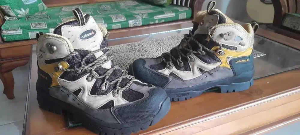 Sepatu Hiking Lafuma