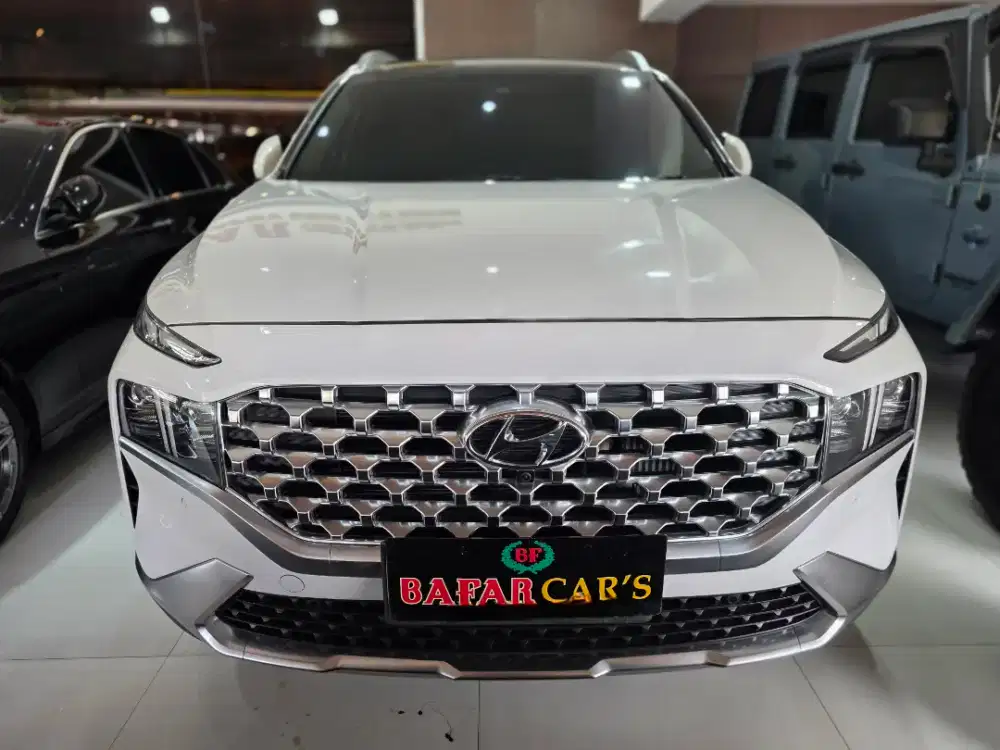 Hyundai Santa Fee SIGNATURE CRDI 2.2 putih 2023 cash
