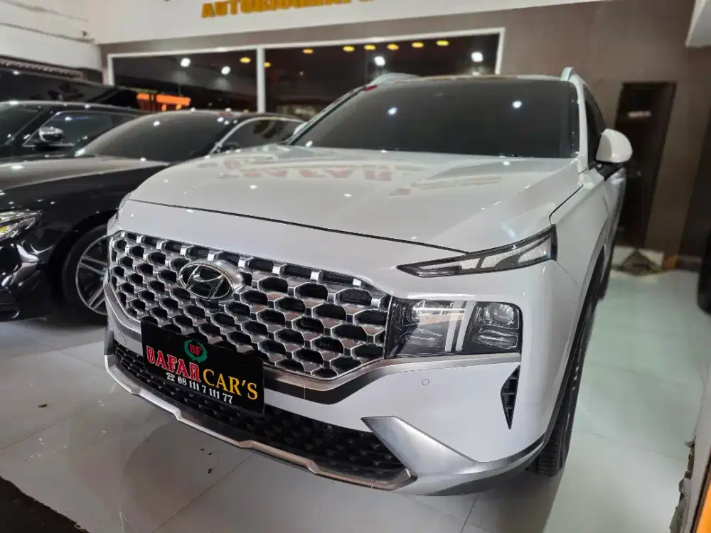 Hyundai Santa Fee SIGNATURE CRDI 2.2 putih 2023 cash