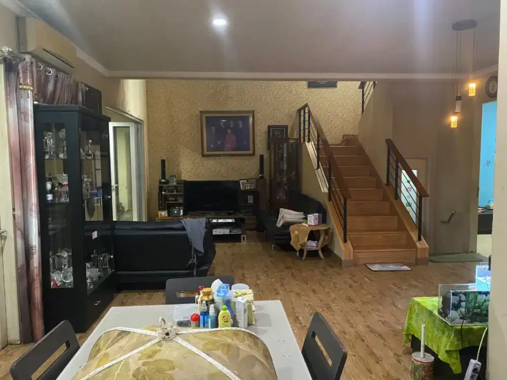 Rumah cantik dan  termurah di delatinos bsd