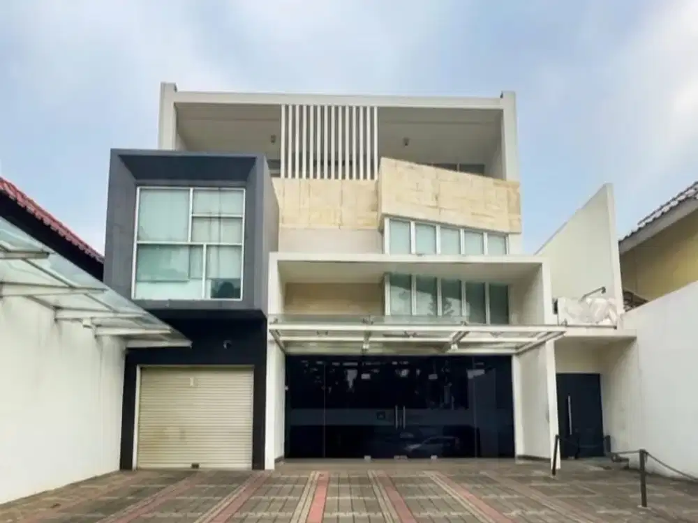 Kantor Modern & Eksklusif – Desain Minimalis, Siap Pakai di Lokasi Strategis!