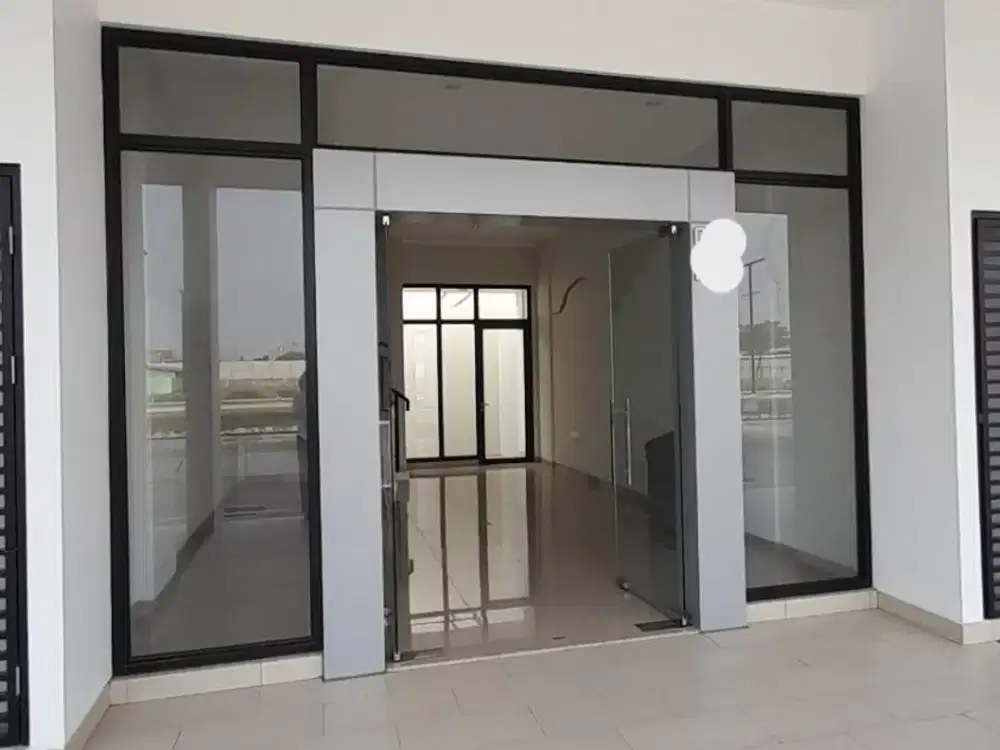 Ruko Premium Siap Pakai 3,5 Lantai di Summarecon Crown Gading, Bekasi, 037