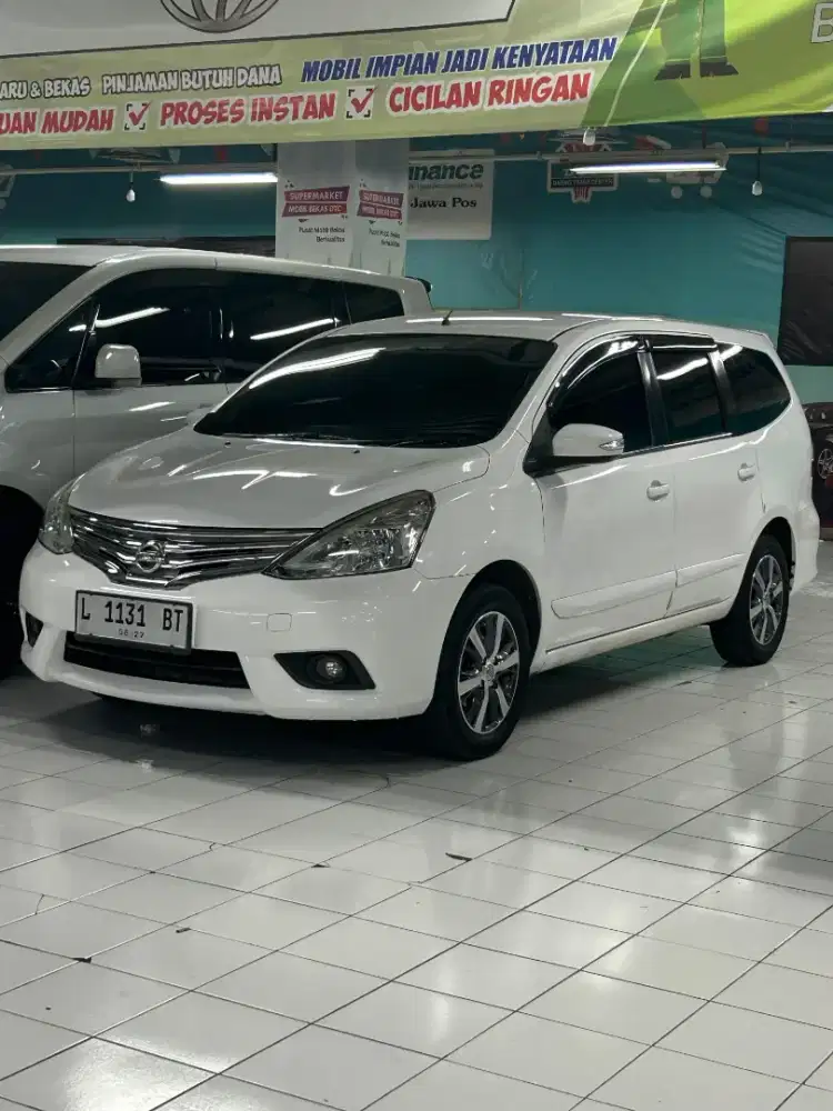 Grand Livina XV 1.5 Putih 2017 Facelift Matic / AT ISTIMEWA BOSS !!