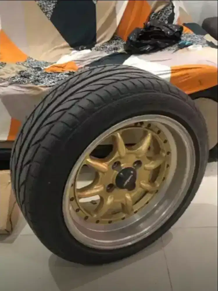 Velg r15 plus ban 195 50 satu set