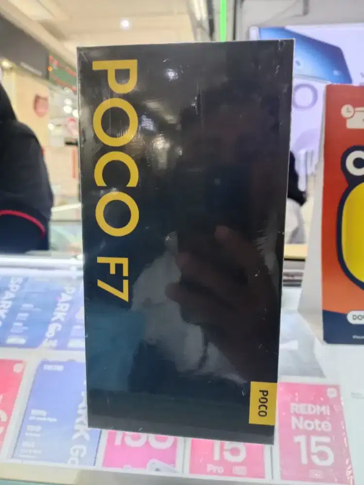Poco f7 black dan masih baru segel