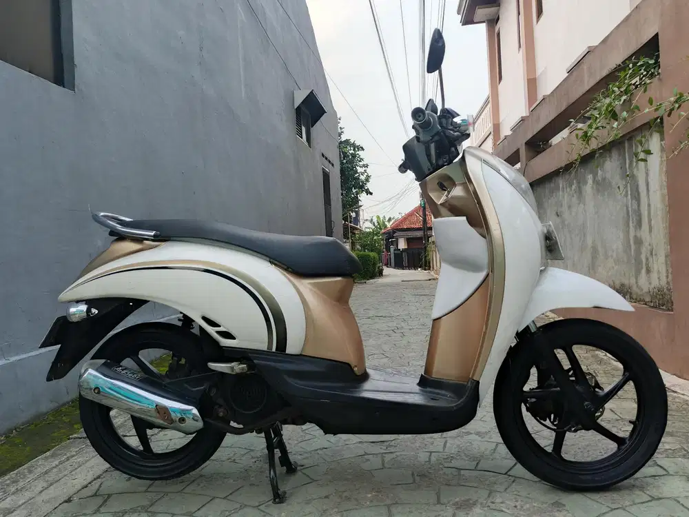 Honda Scoopy 2012 stater tokcer halus mulus terawat