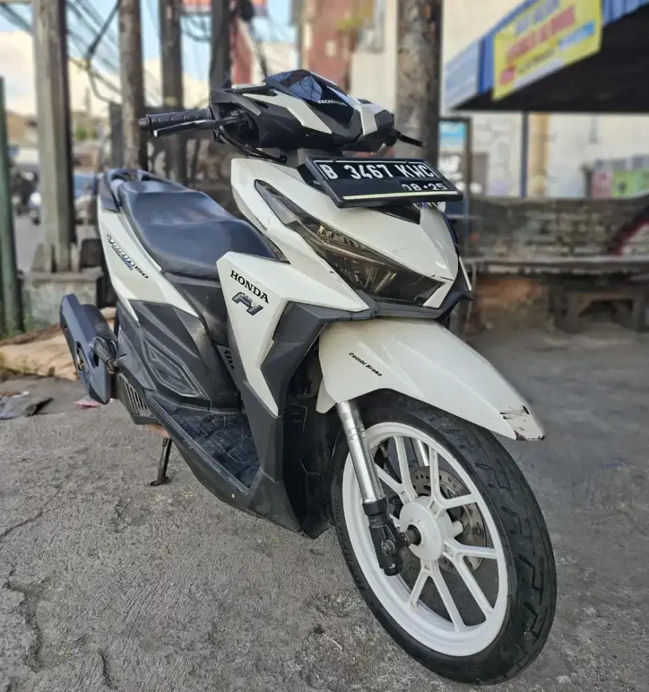 DI JUAL HONDA VARIO 150 TH 2015  MULUS