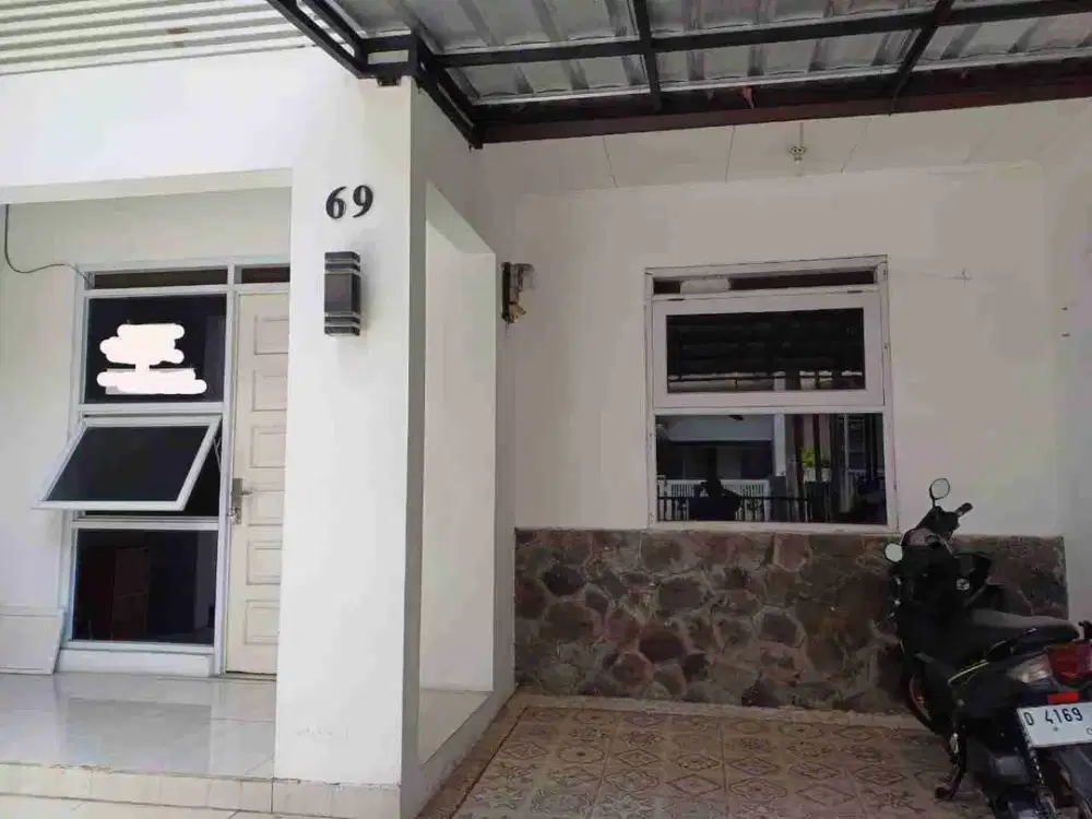 Sewa / kontrak rumah minimalis siap huni Antapani