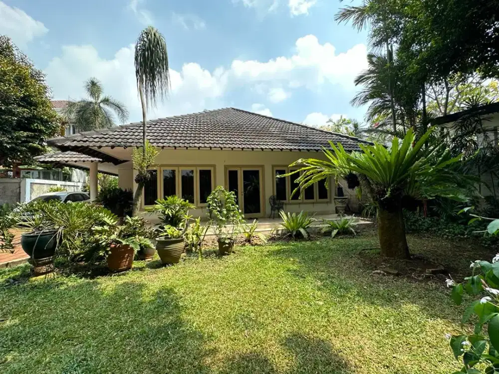Dijual rumah lama terawat di Jl Puri Mutiara - Cipete - Jakarta Selatan