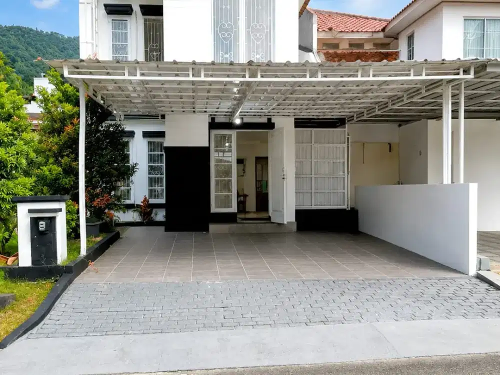 S423B Rumah 2 Lantai 126 m2 MURAH di cluster Legenda Wisata Cibubur