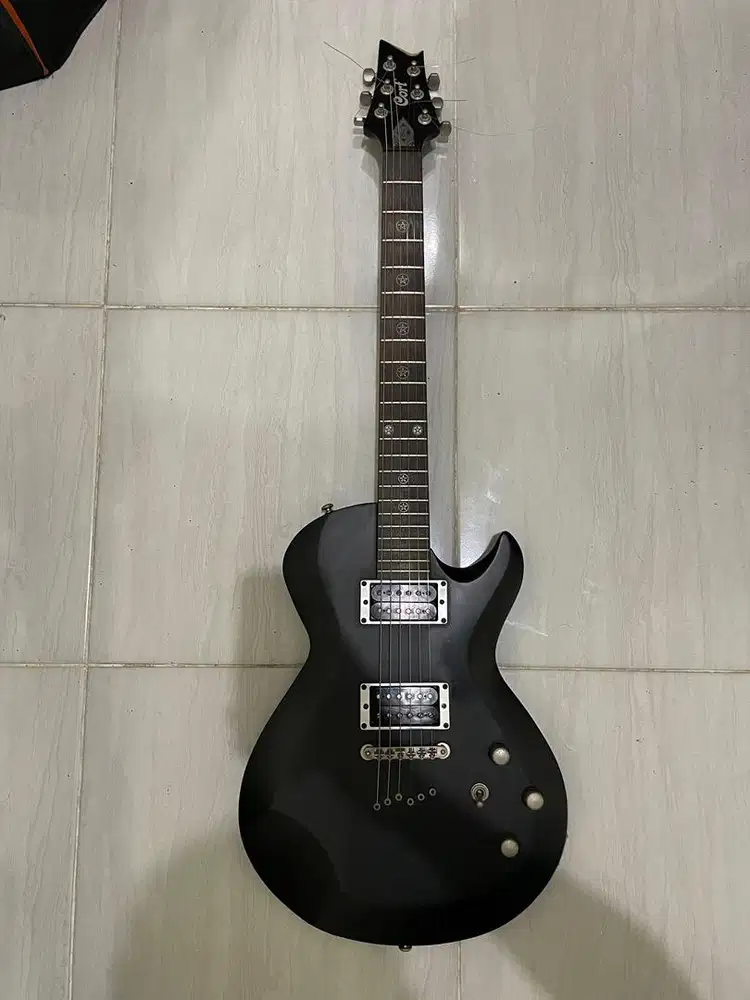 Jual gitar listrik cort bonus hardcase