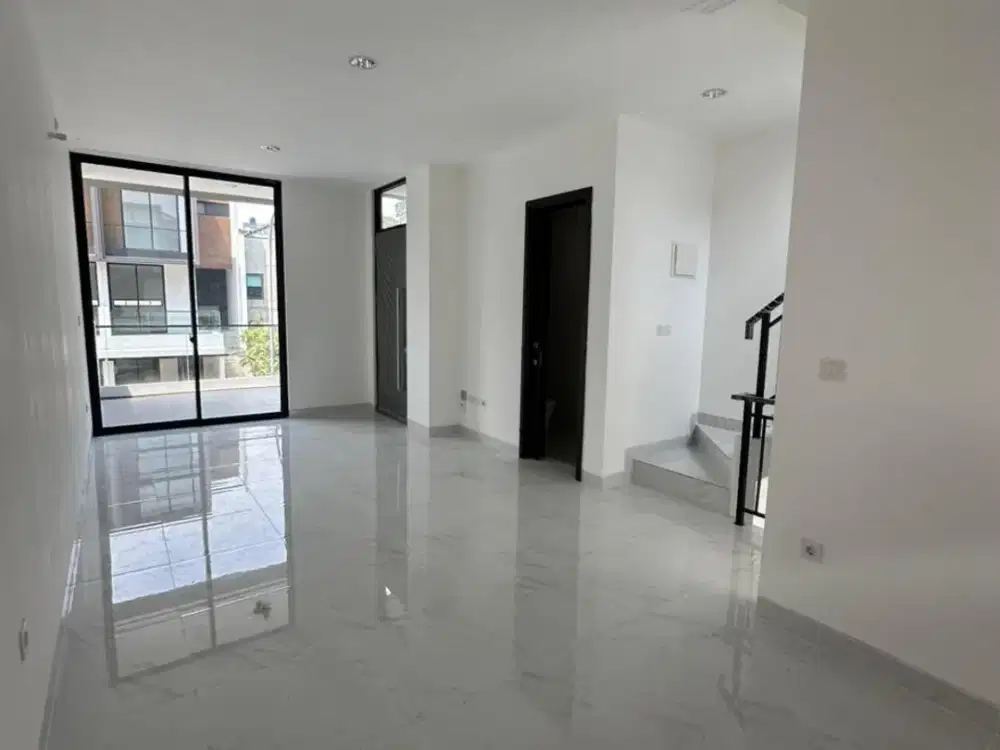 Sewa Rumah Golf Island PIK Brand New 3 Lantai 5x18.5 3BR Murah Nego