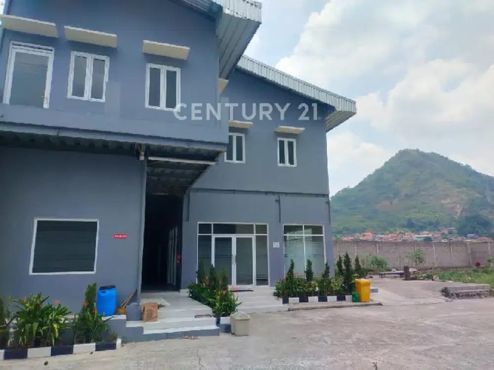 Gedung Ex Pabrik Di Kutawaringin Kabupaten Bandung Jawa Barat
