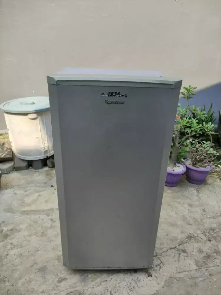 Kulkas 1 pintu merk panasonic