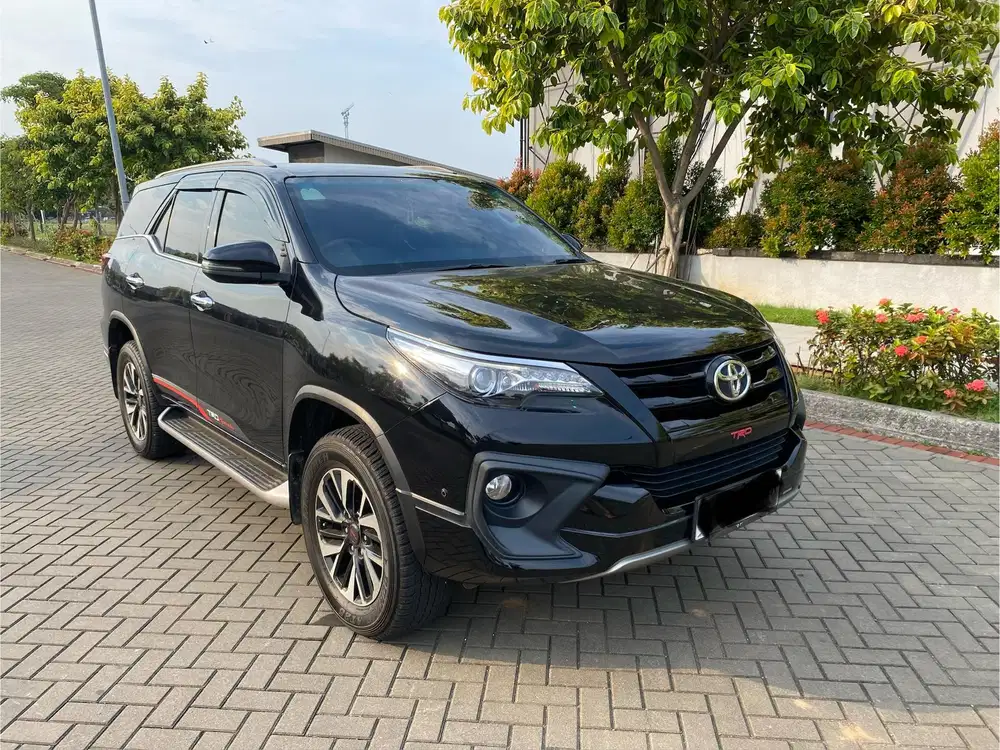 Toyota Fortuner TRD Diesel 2018 km 40rb