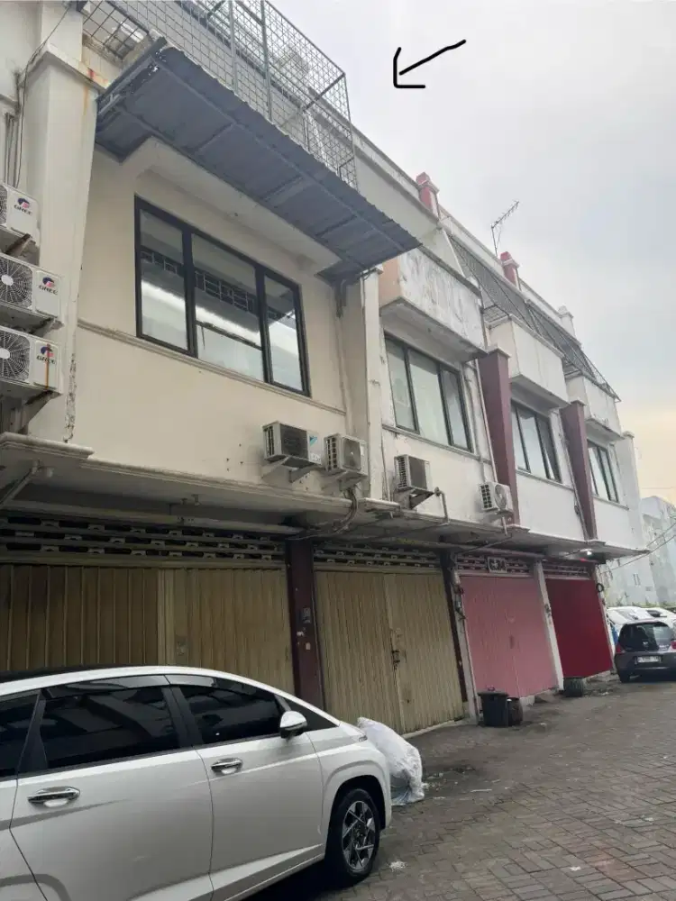 RUKO 3 LANTAI STRATEGIS TERMURAH DI KLAMPIS DEKAT MERR MANYAR ITS