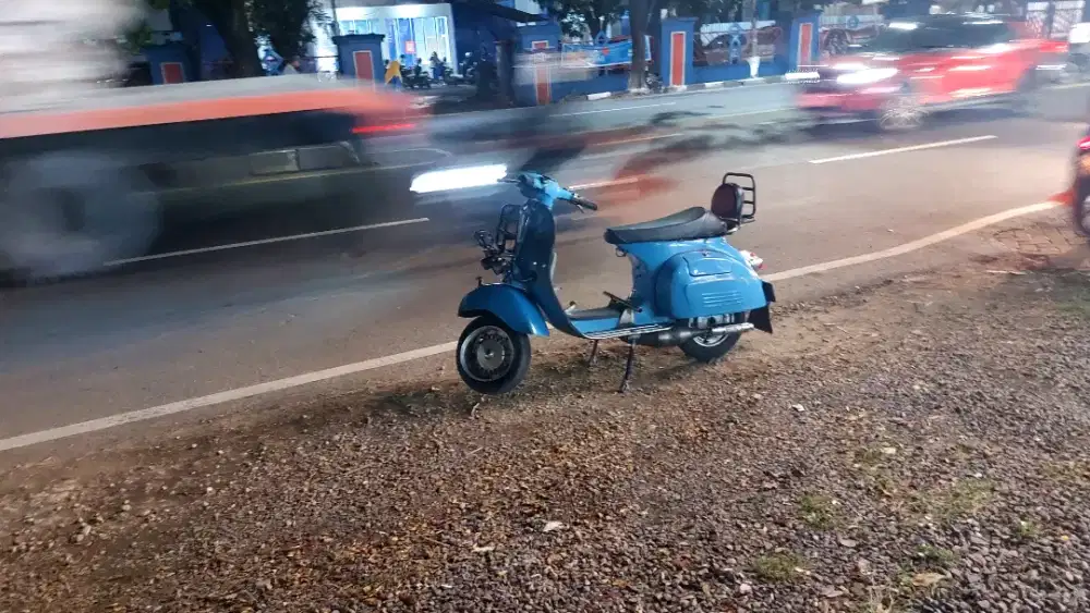 Vespa Super th 75