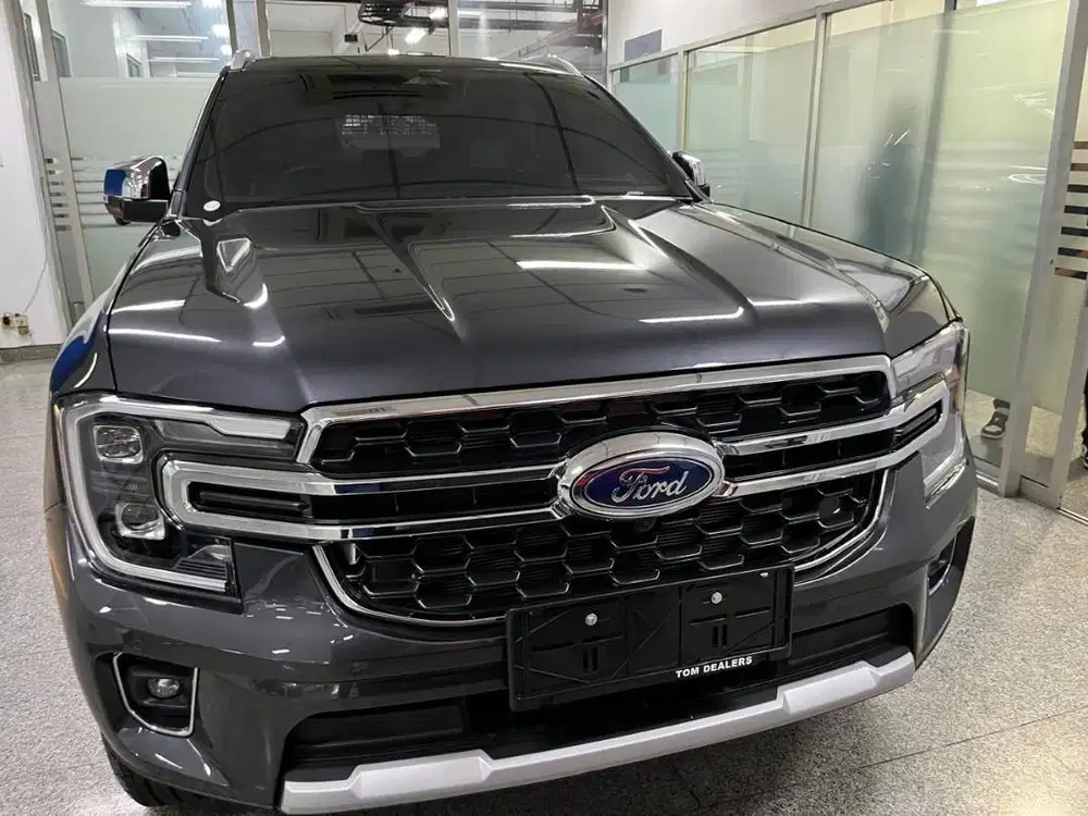 FORD EVEREST TITANIUM