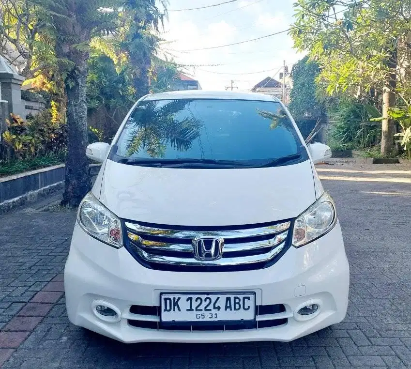 FREED PSD LAS EDITION 2016 ASLI BALI, ISTIMEWA, KM 30 RBU ORIGINAL