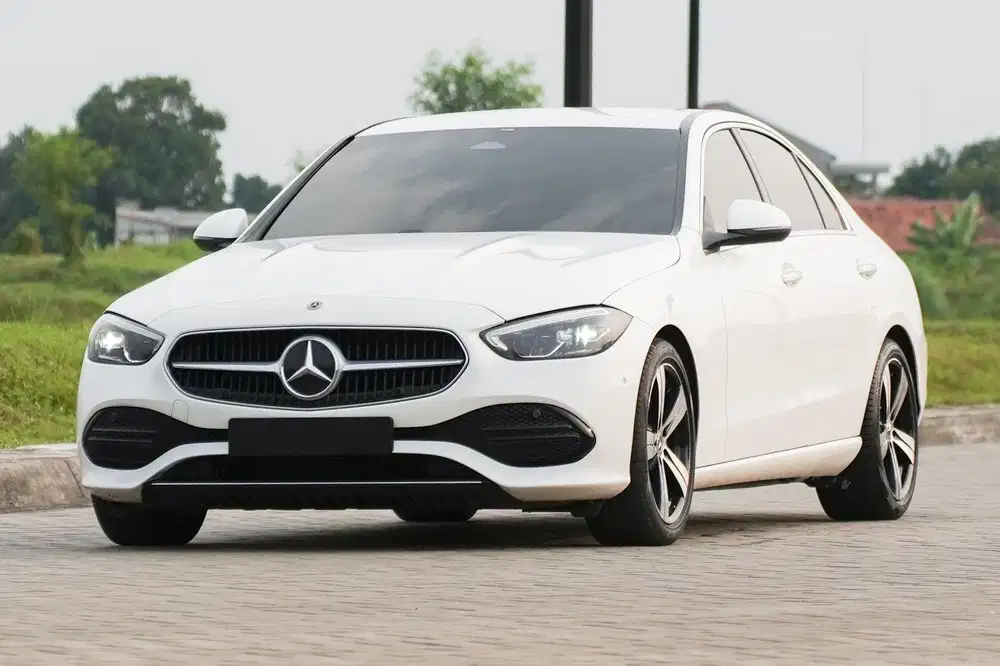 Mercedes Benz C200 EQ Boost Facelift Avantgarde 2022 (W206) c300